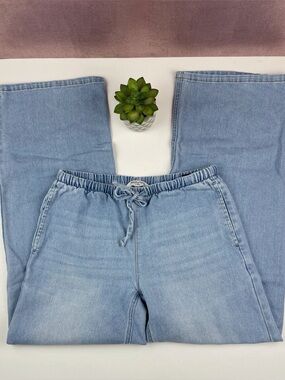 Vanilla Star Light Blue Wash Denim Jeans Women Size XS Wide Leg Casual